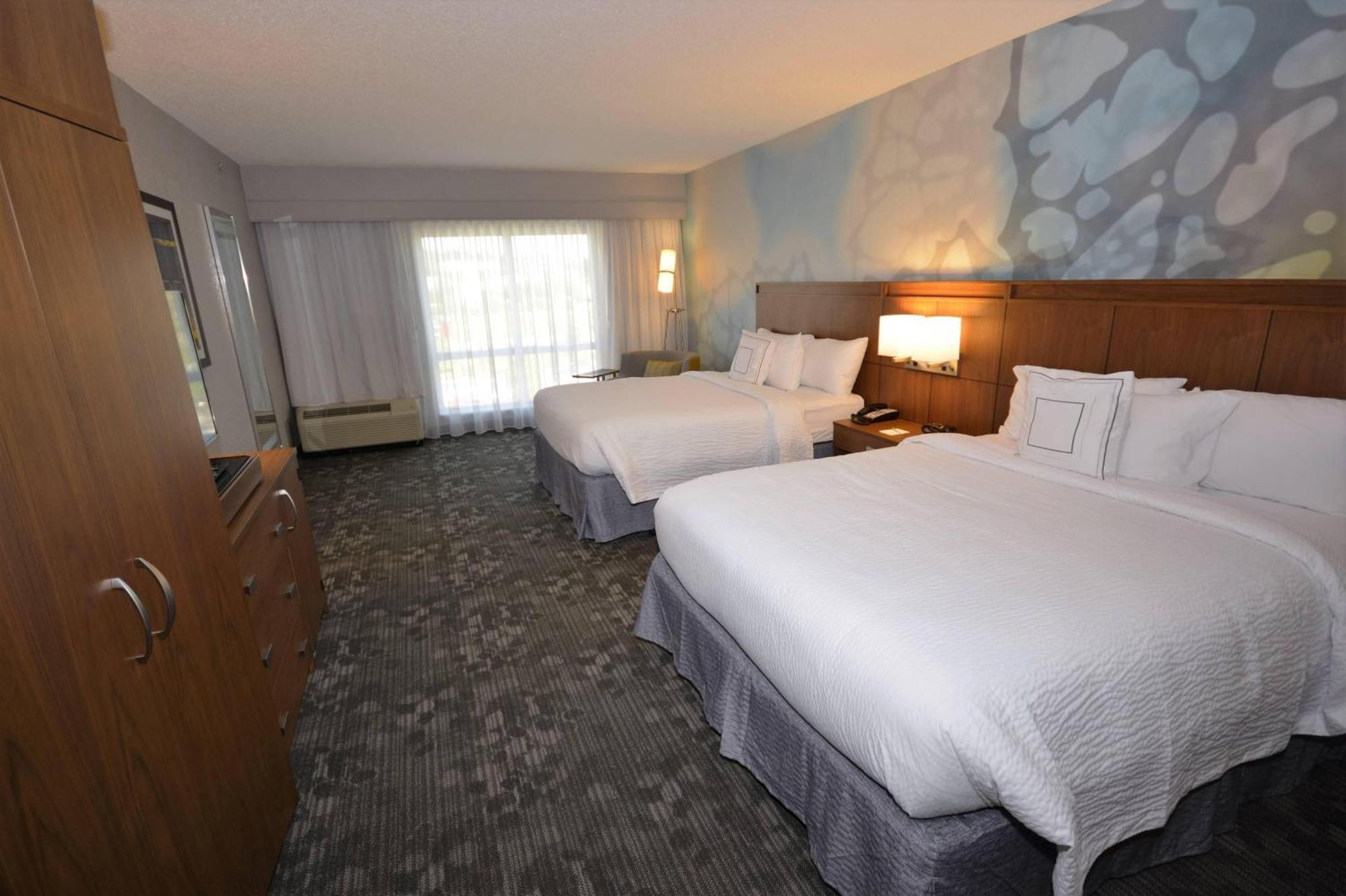 Courtyard By Marriott Asheville Airport Флетчер Экстерьер фото