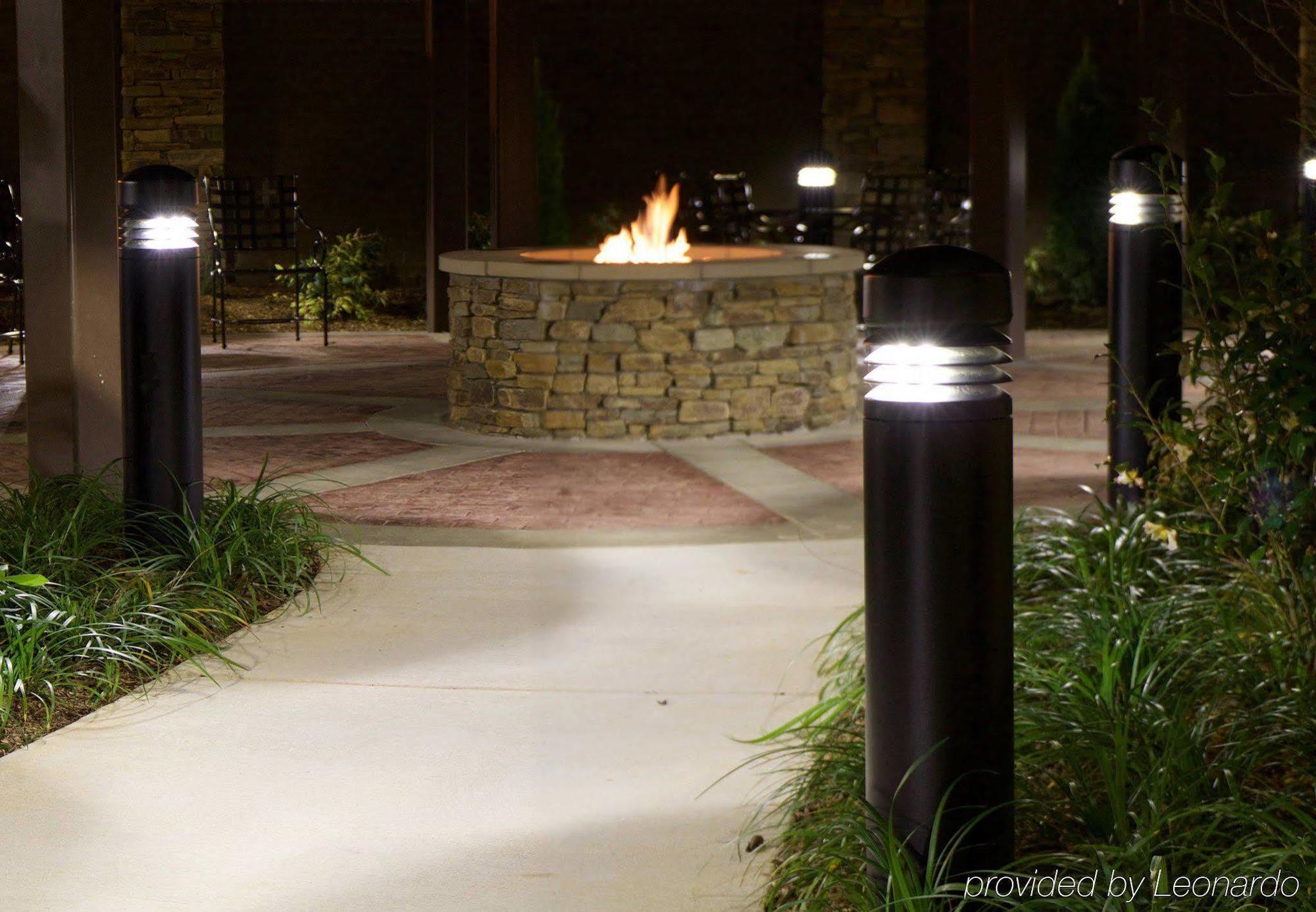 Courtyard By Marriott Asheville Airport Флетчер Экстерьер фото